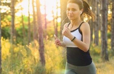 sport women running